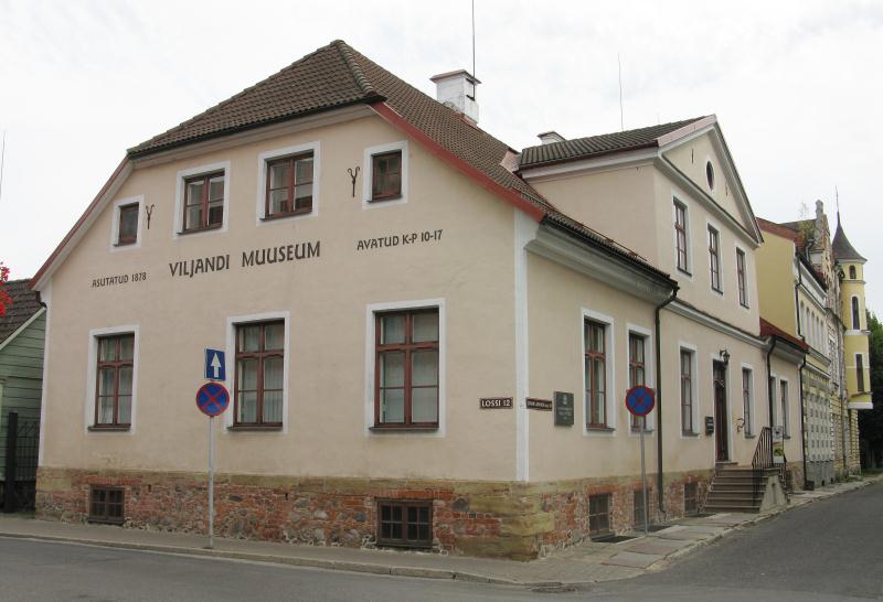 File:Viljandi muuseum.jpg